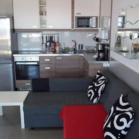 Puerto Del Carmen Sleeps 4 Wifi T691539 Appartement