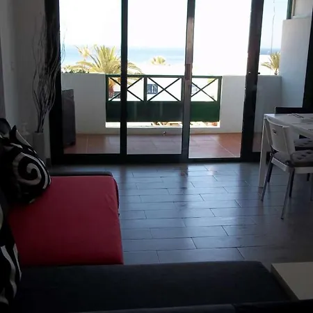 Puerto Del Carmen Sleeps 4 Wifi T691539 Appartement *