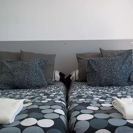 Appartement Puerto Del Carmen Sleeps 4 Wifi T691539