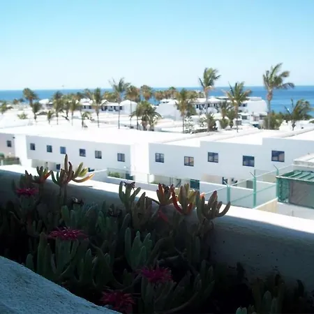 Puerto Del Carmen Sleeps 4 Wifi T691539 Appartement *